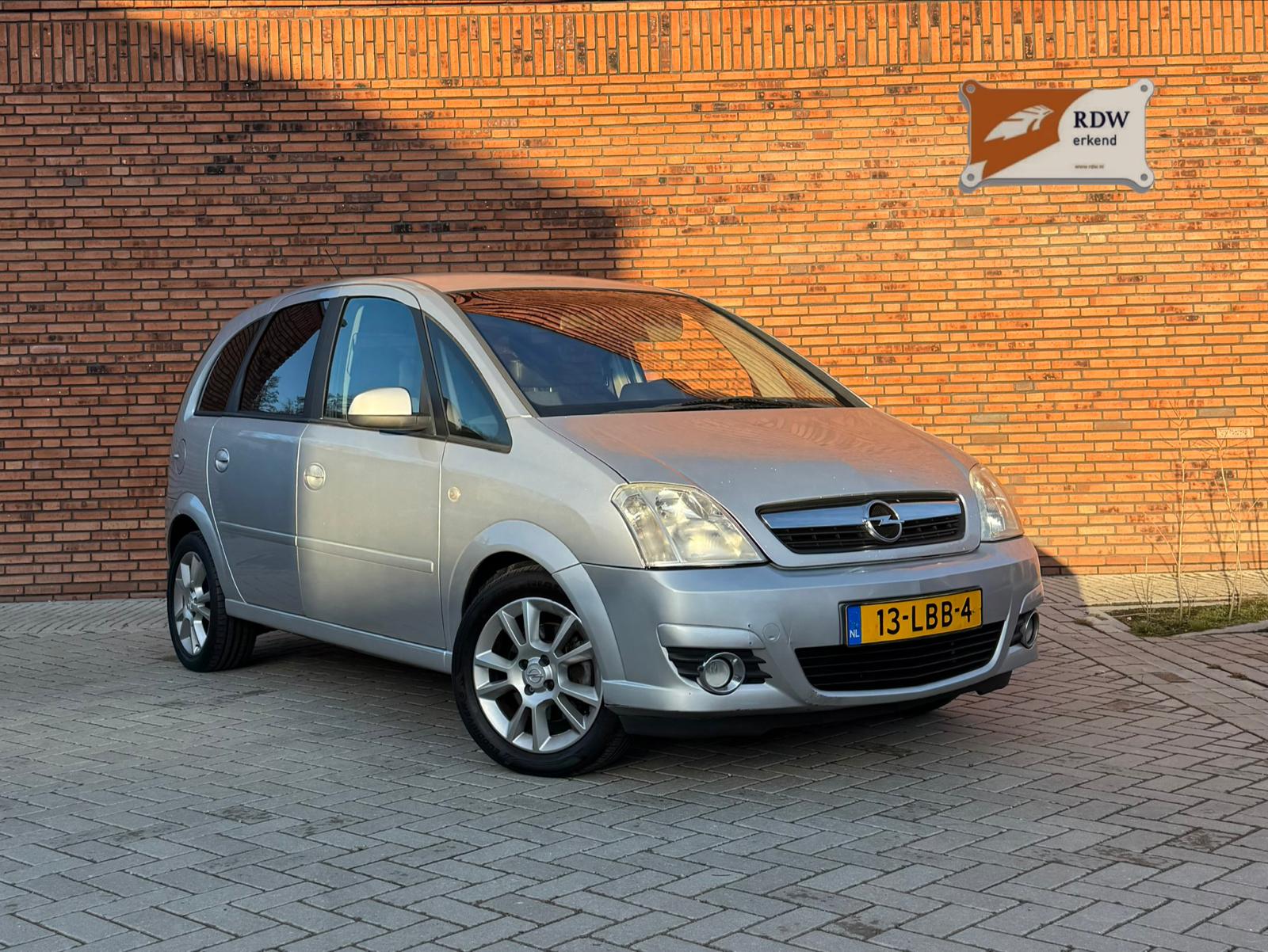 OPEL MERIVA-A 1.6 16V Cosmo