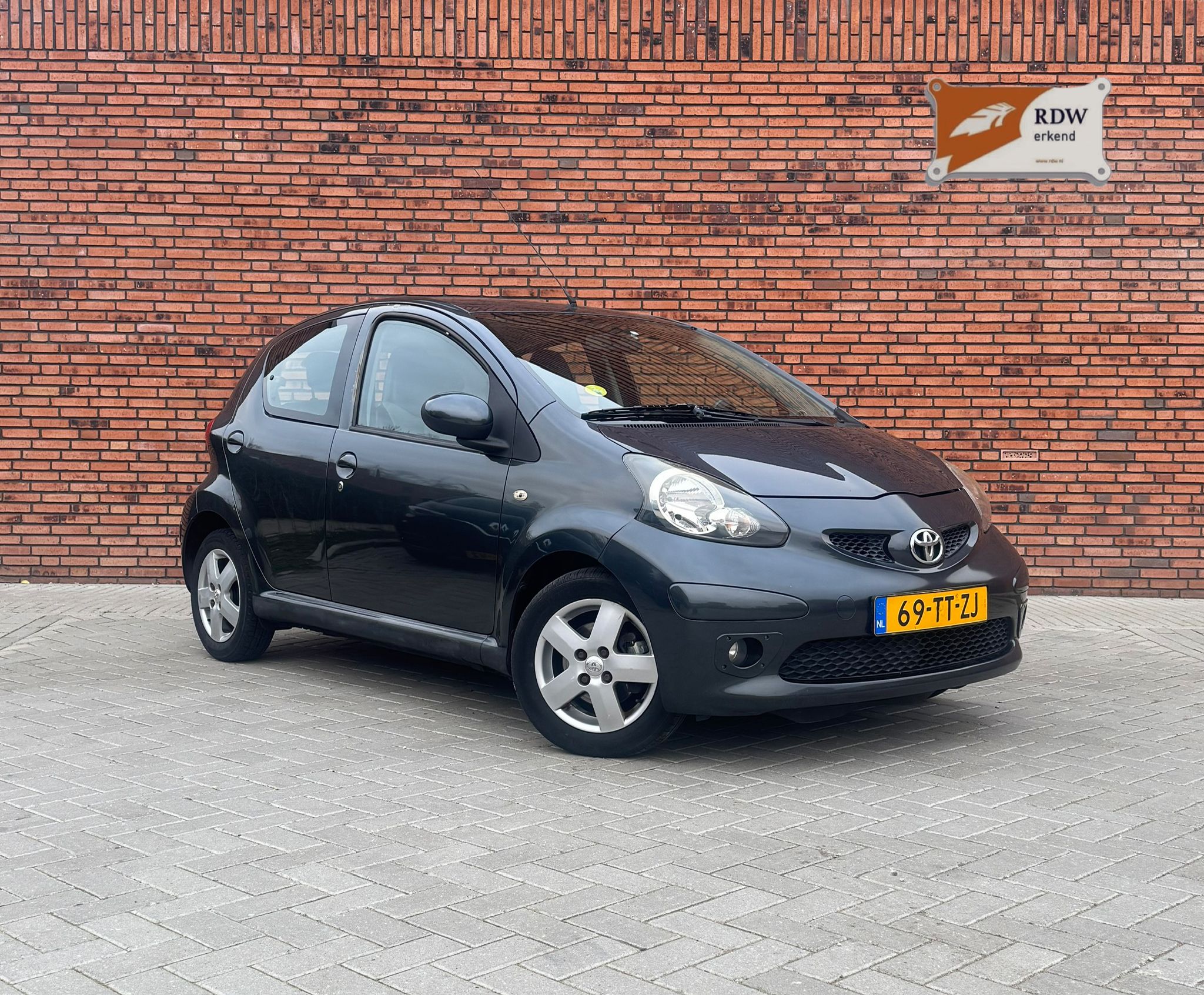 TOYOTA AYGO 1.0 12V Sport