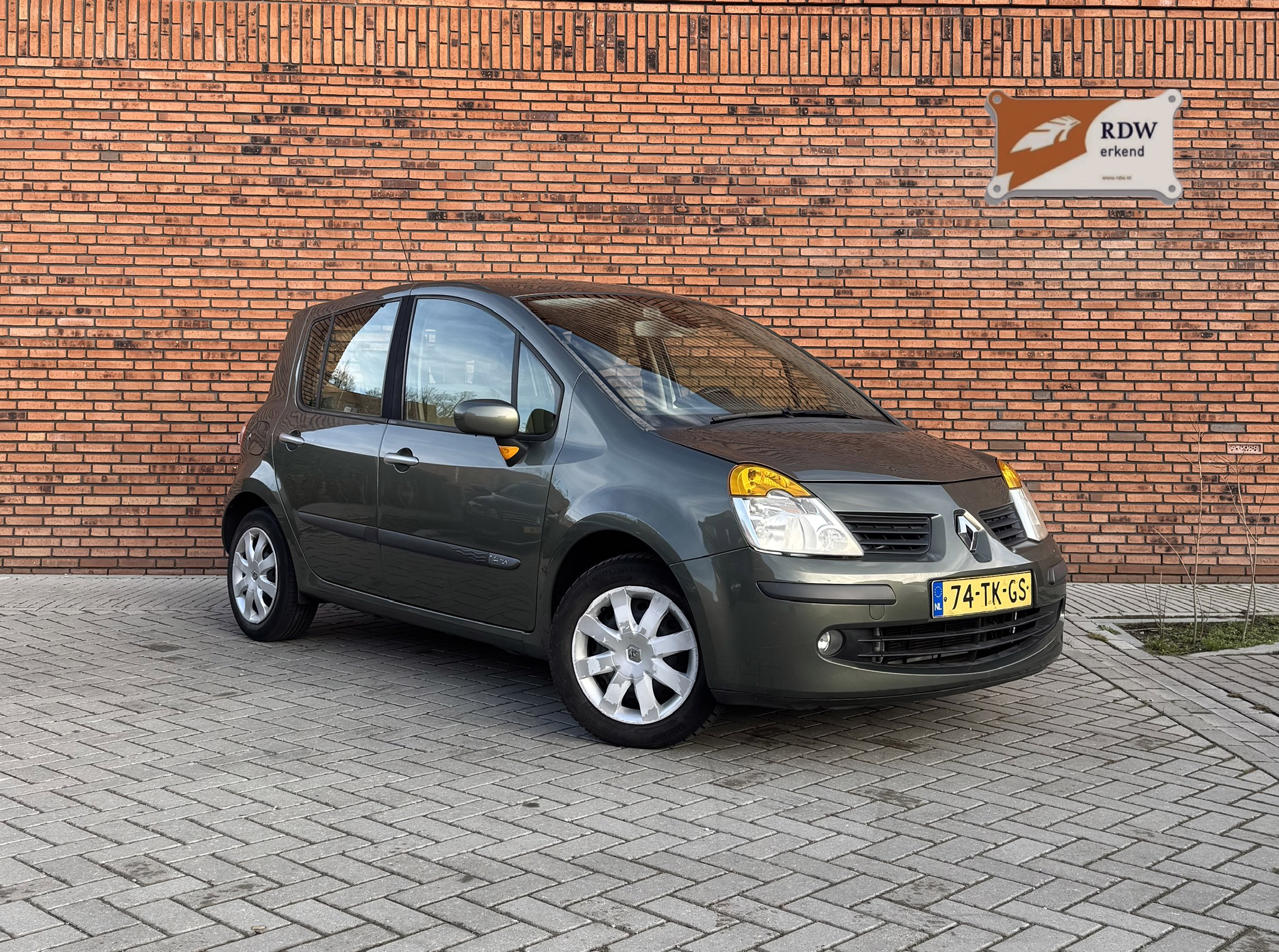 RENAULT MODUS 1.4 16V