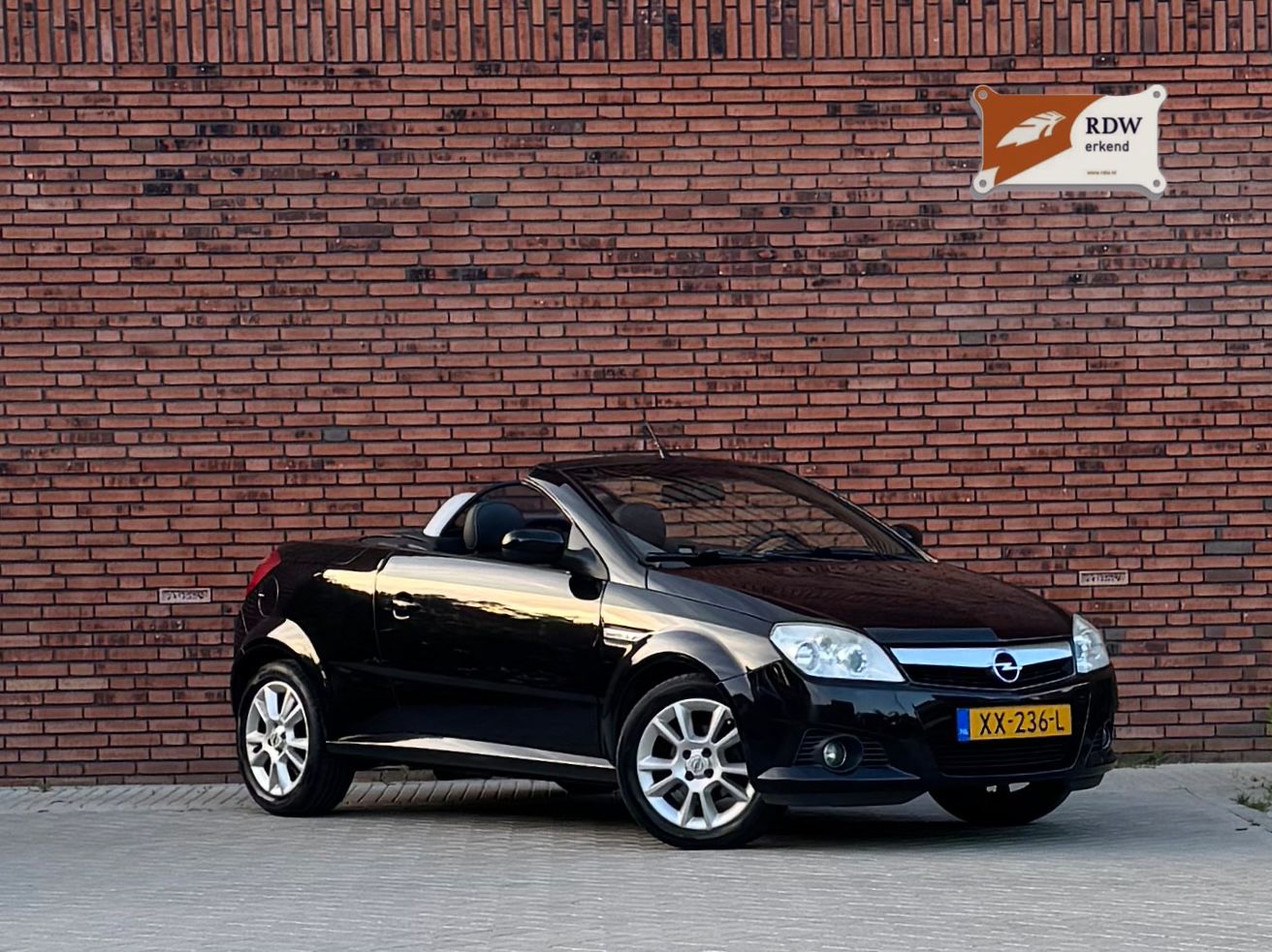 OPEL TIGRA