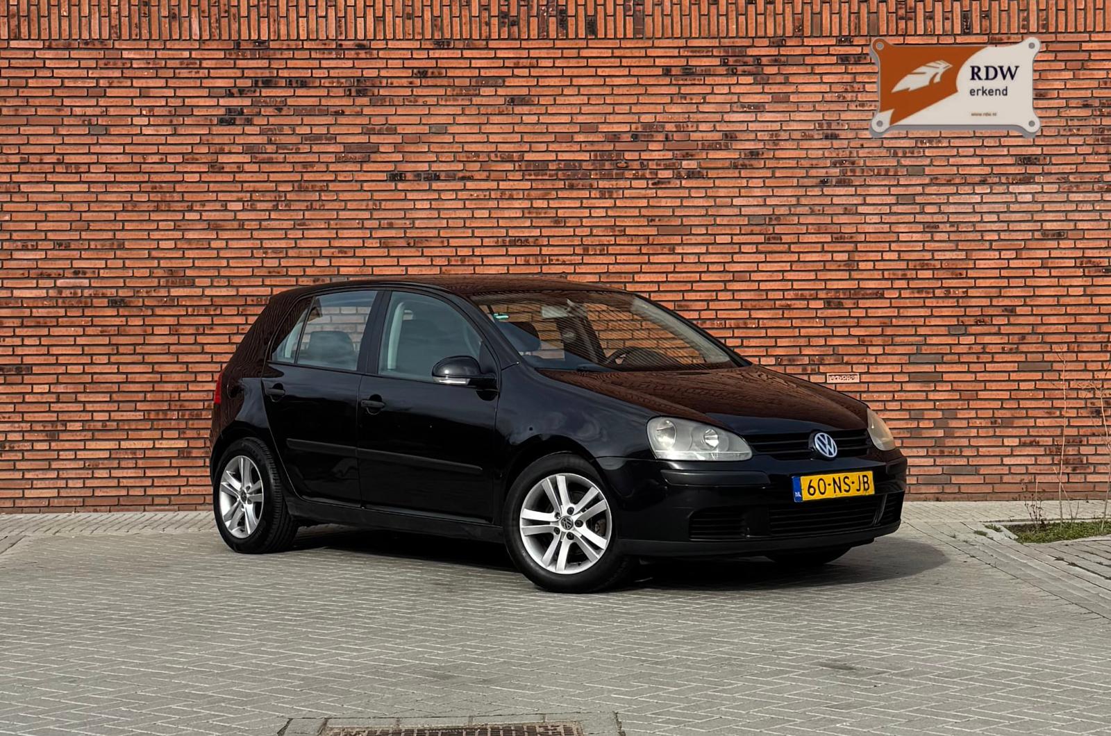 VOLKSWAGEN GOLF 1.4 FSI Comfortline
