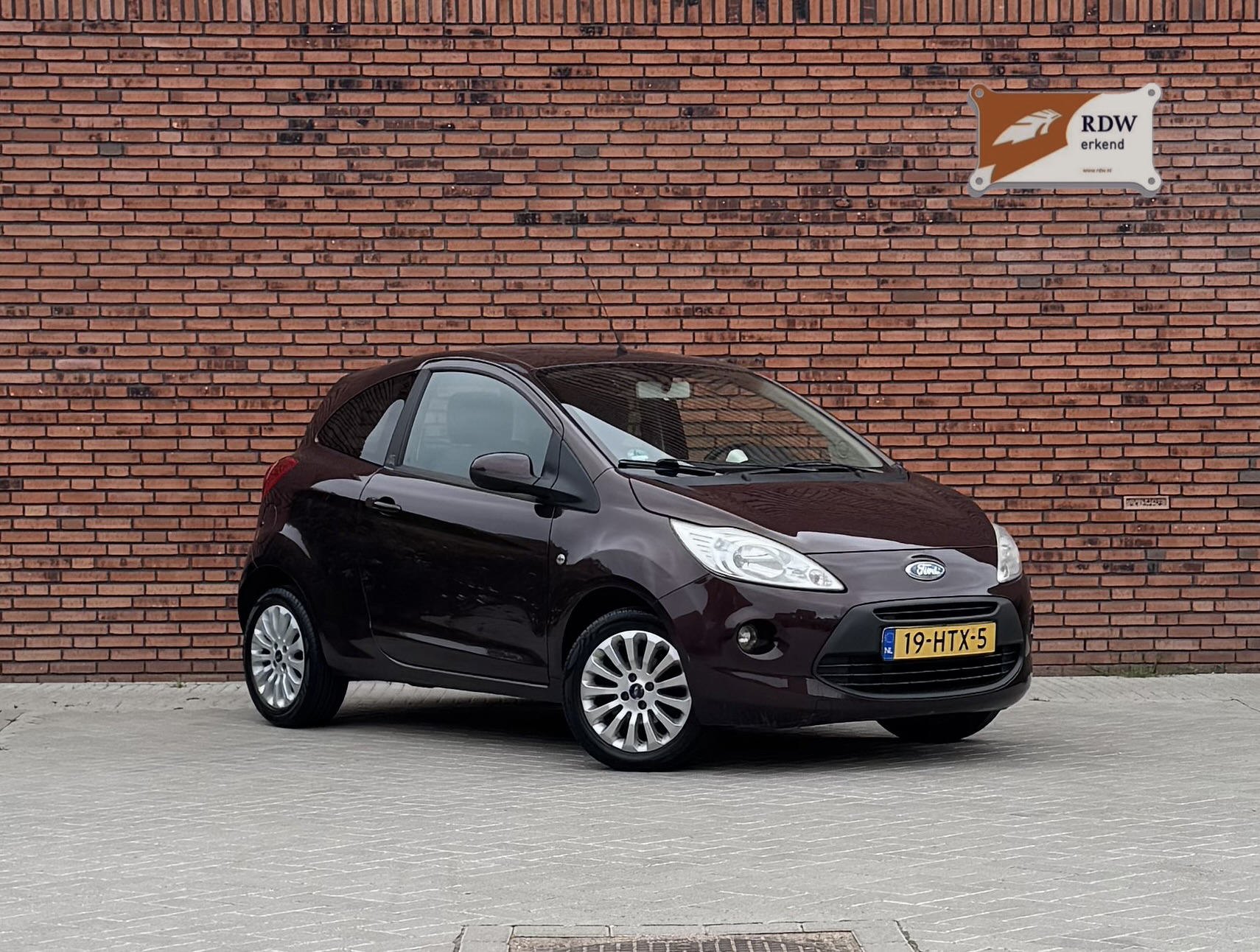 FORD KA